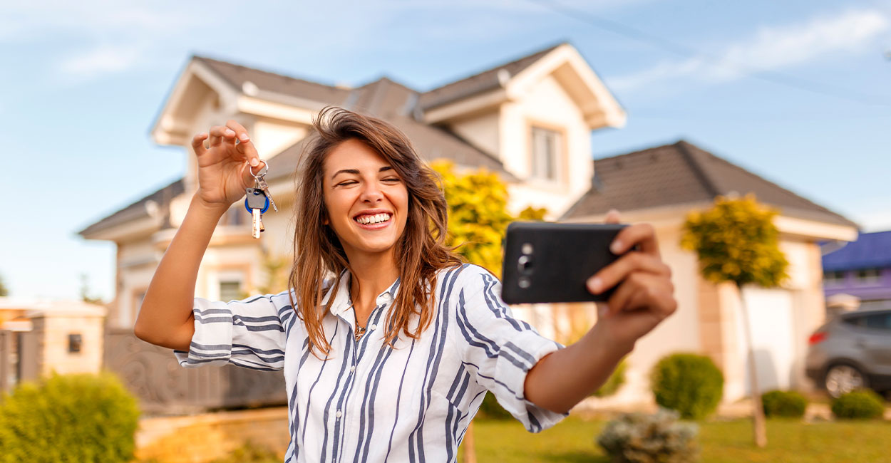 Stop posting listings. Start building trust: social media that actually converts